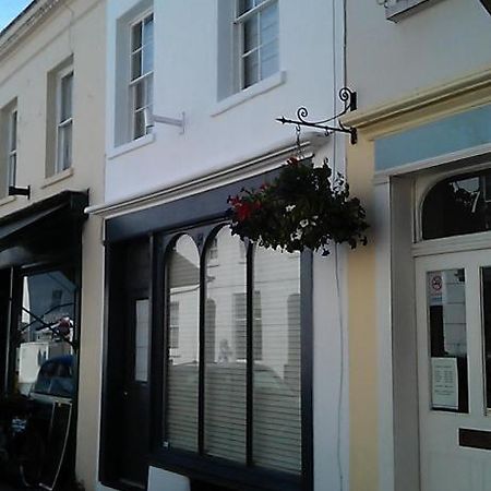 Hôtel 6 Suffolk Parade à Cheltenham Extérieur photo