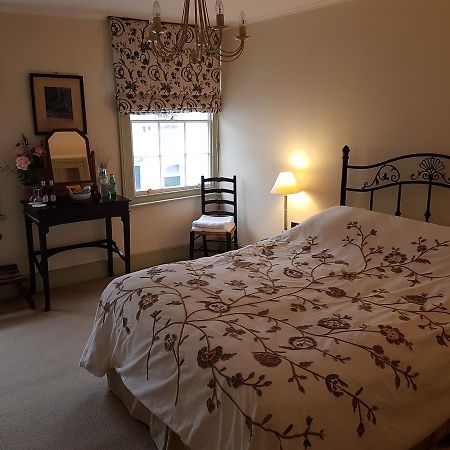 Hôtel 6 Suffolk Parade à Cheltenham Extérieur photo