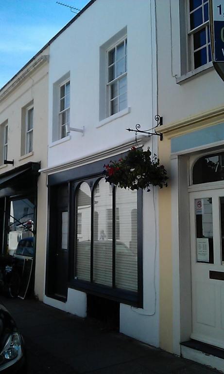 Hôtel 6 Suffolk Parade à Cheltenham Extérieur photo